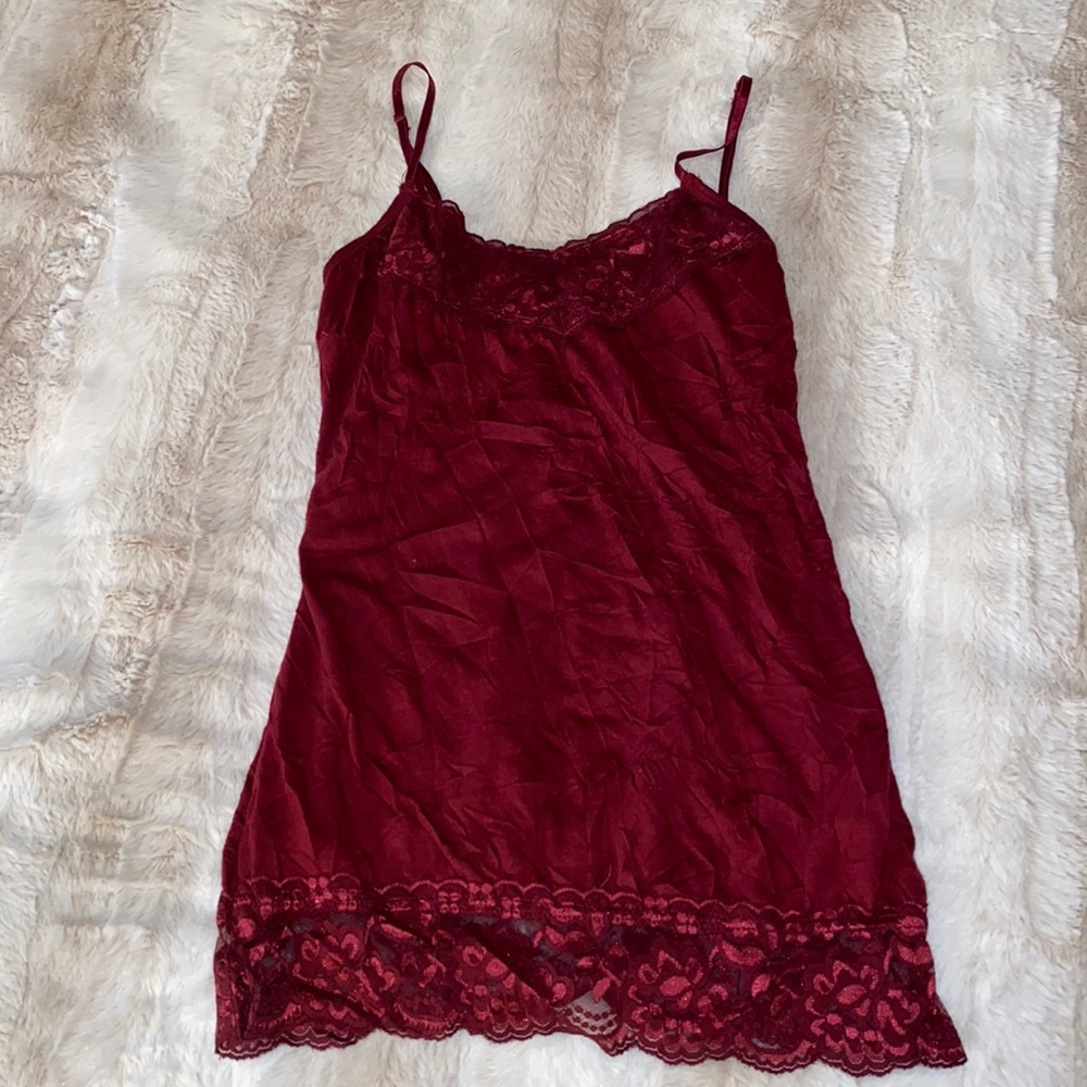 Lace tank top. Looks wrinkly but thats the way its made.